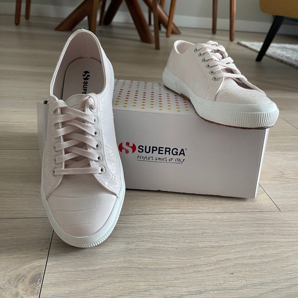 Brand-new leather sneaker,